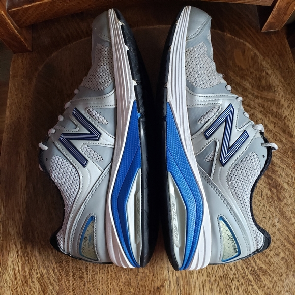 New Balance 1540v2 Men's Shoes Size 9 - Picture 11 of 13